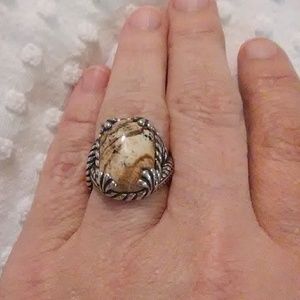 Heavy sterling and agate ring